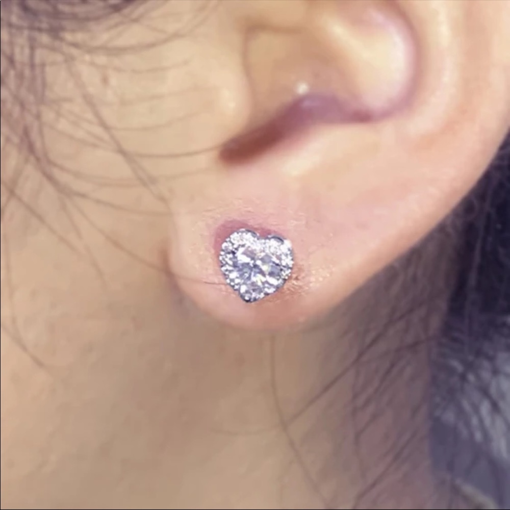 💕New Shiny Hearts Diamond Sweet Stud Earrings 💕 - Picture 11 of 12